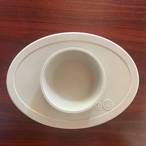 Ezpz Tiny Bowl w/ Lid